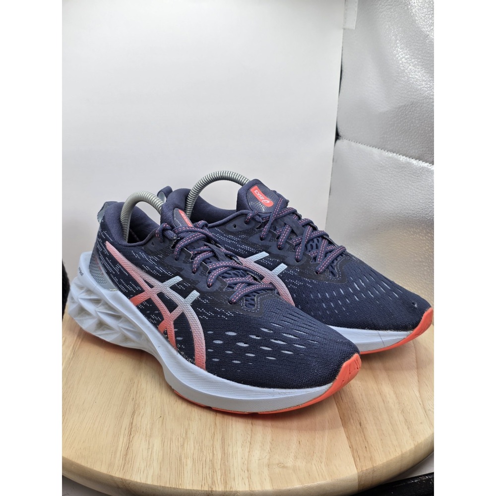 Women's Size 9.5 - ASICS Novablast 2 Blue Road Running Sneakers 1012B049 - Picture 5 of 11